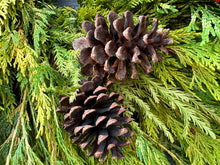 Load image into Gallery viewer, Winter Sun Custom Wreath
